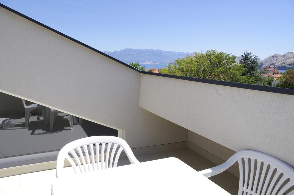 Apartments Santis10 Baška Eksteriør bilde
